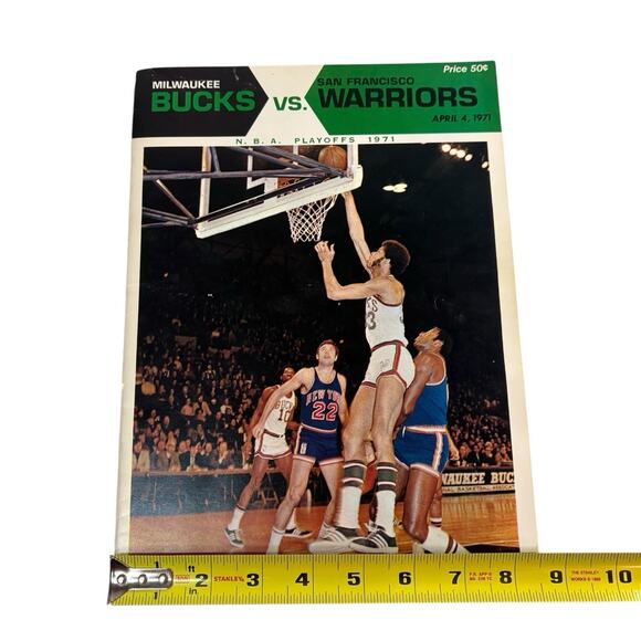 1971 Milwaukee Bucks VS San Francisco Warriors NBA Basketball Playoff Program